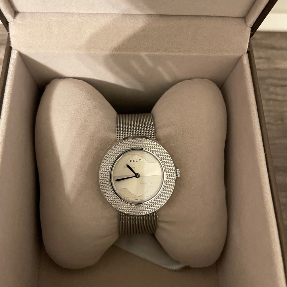 Gucci watch
